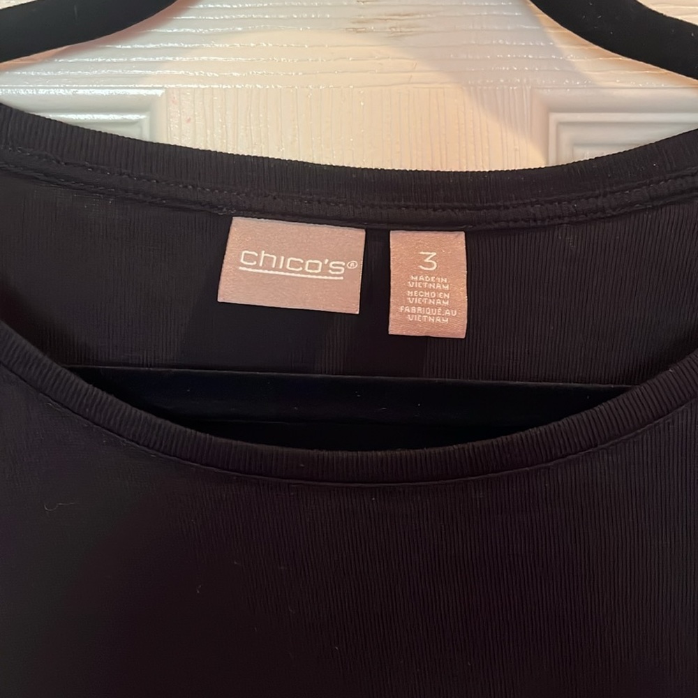 Chico's Black Short Sleeve Crewneck Top - Picture 2 of 2